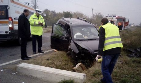 Trei moldoveni au fost implicaţi într-un grav accident rutier în România. Foto: vreameanoua.ro