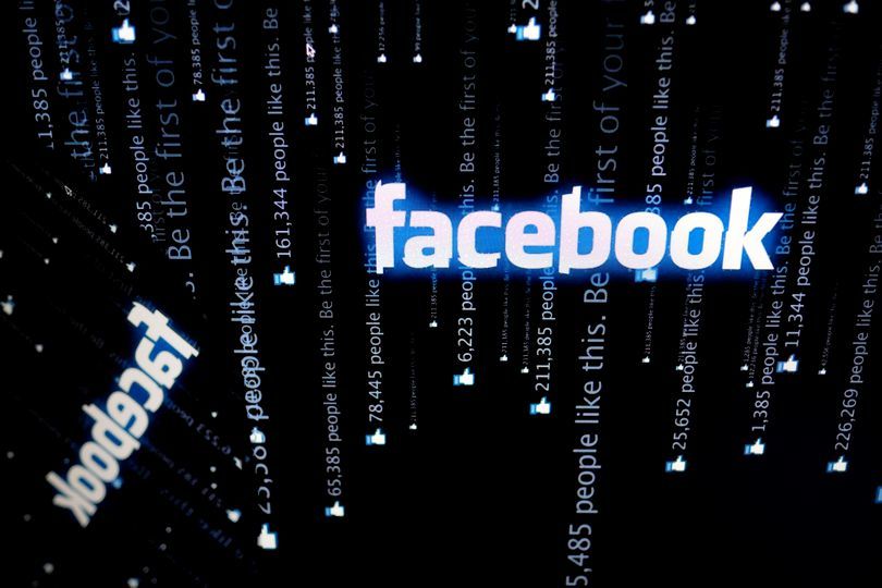 Un elev s-a trezit mort pe Facebook, după ce colegii de clasă au falsificat un certificat de deces. 
