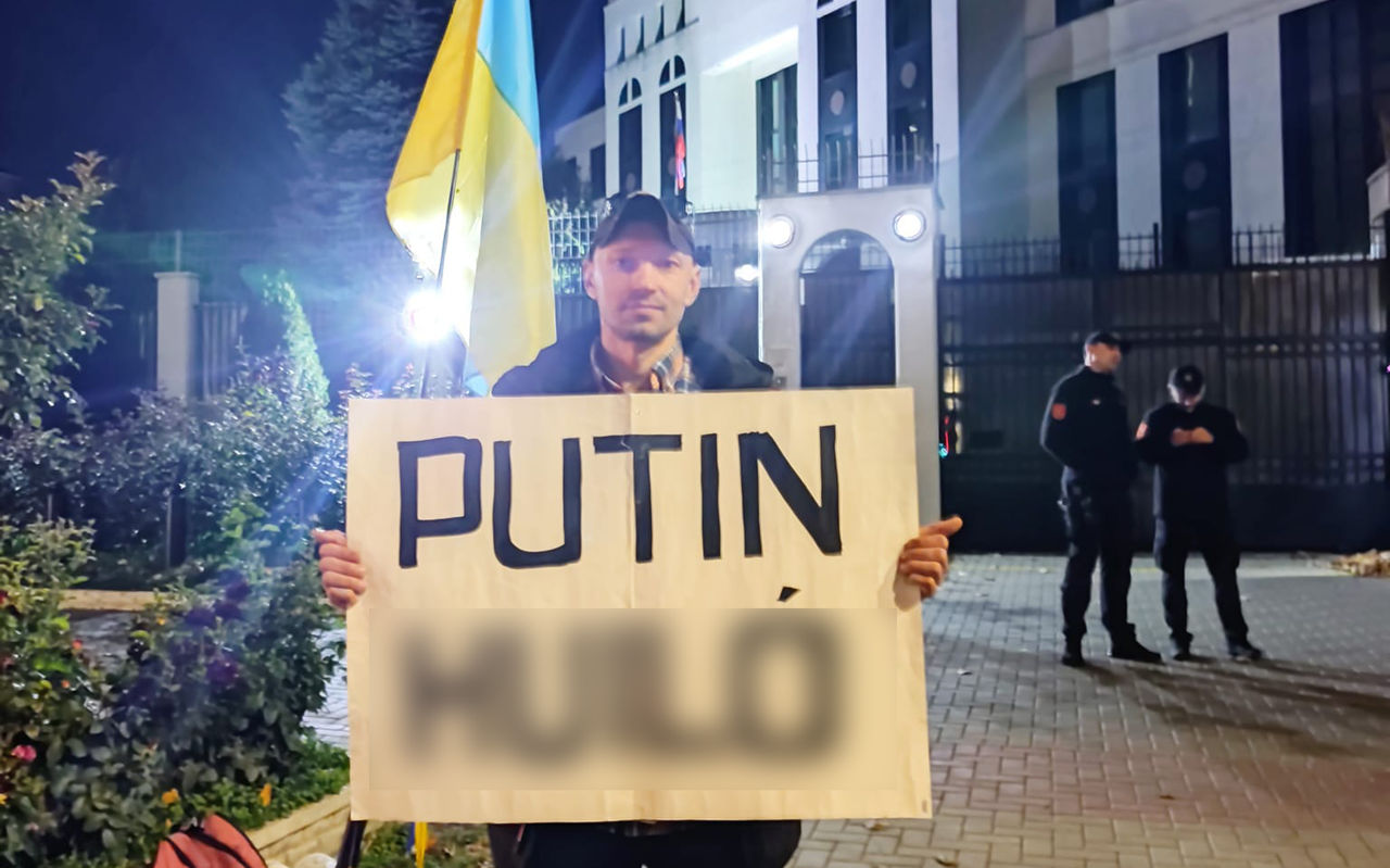 Молдова отказала в убежище россиянину, который пикетировал у посольства РФ.