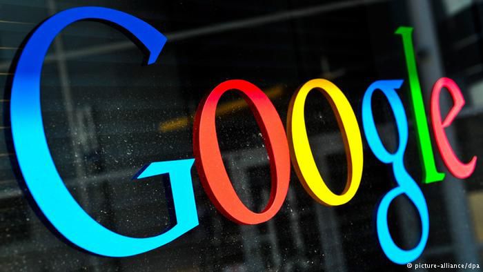Google выплатит 1 млн руб мужчине, случайно купившему Google.com. Фото: dw.com
