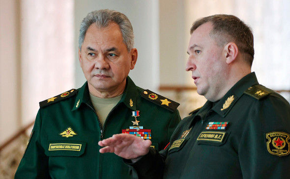 Шойгу: Необходимо срочно укрепить оборону Союзного государства.