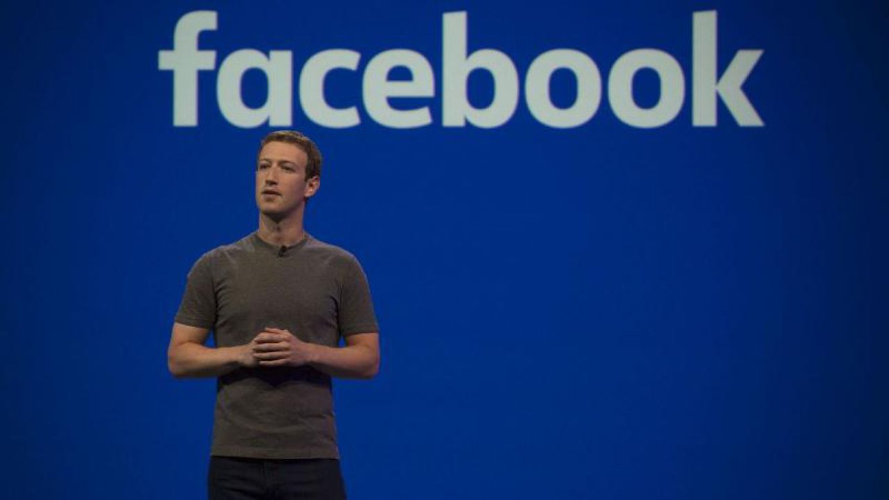 Zuckerberg a pierdut 3,3 miliarde de dolari din cauza modificărilor la Facebook