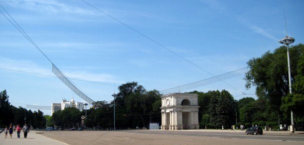 Timp de 2 zile traficul rutier pe bd.Ştefan cel Mare, suspendat. Foto: tribuna.md