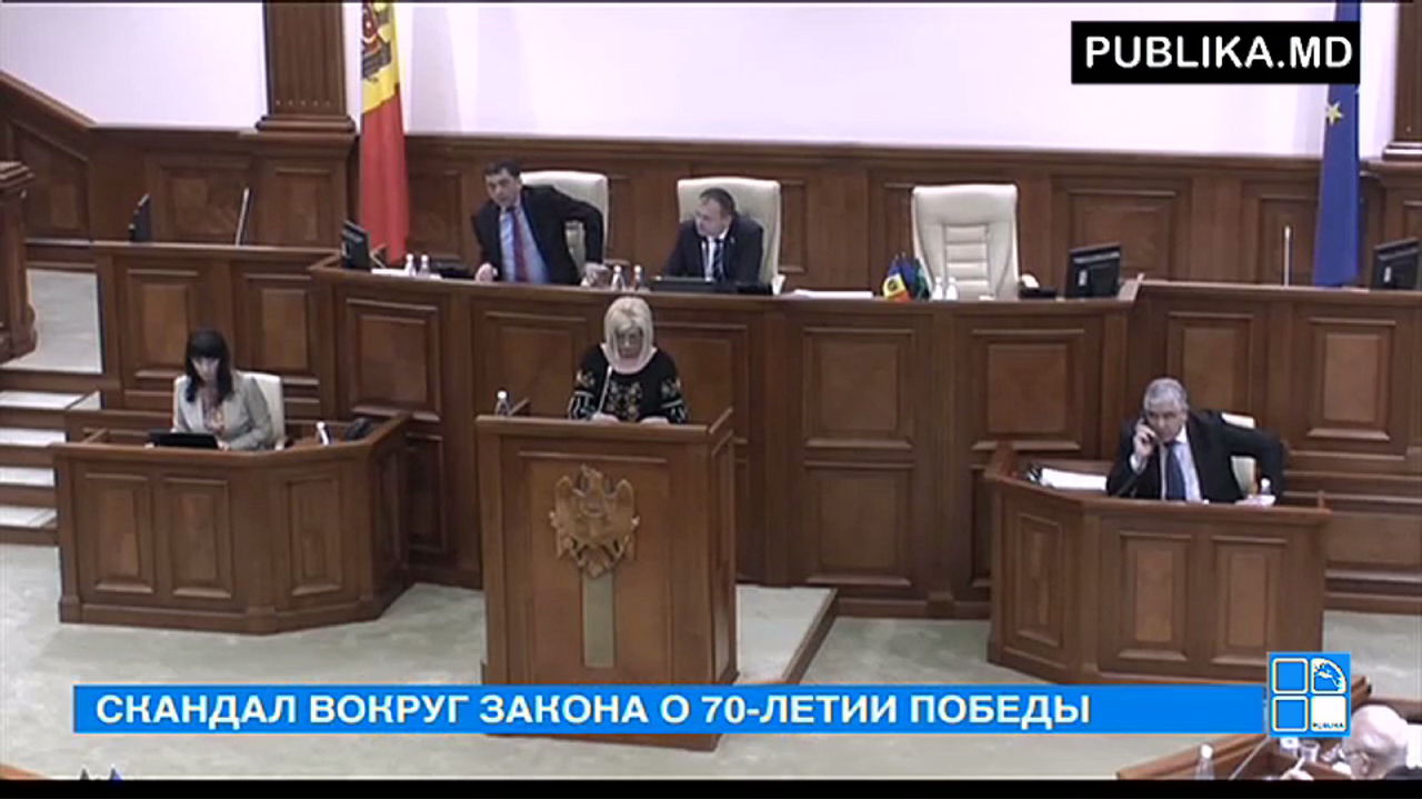 Были у либералов возражения и по поводу культурной программы.