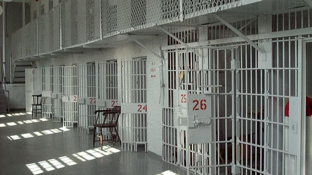 Patru deținuți au încercat să evadeze noaptea trecută din Penitenciarul din Lipcani.