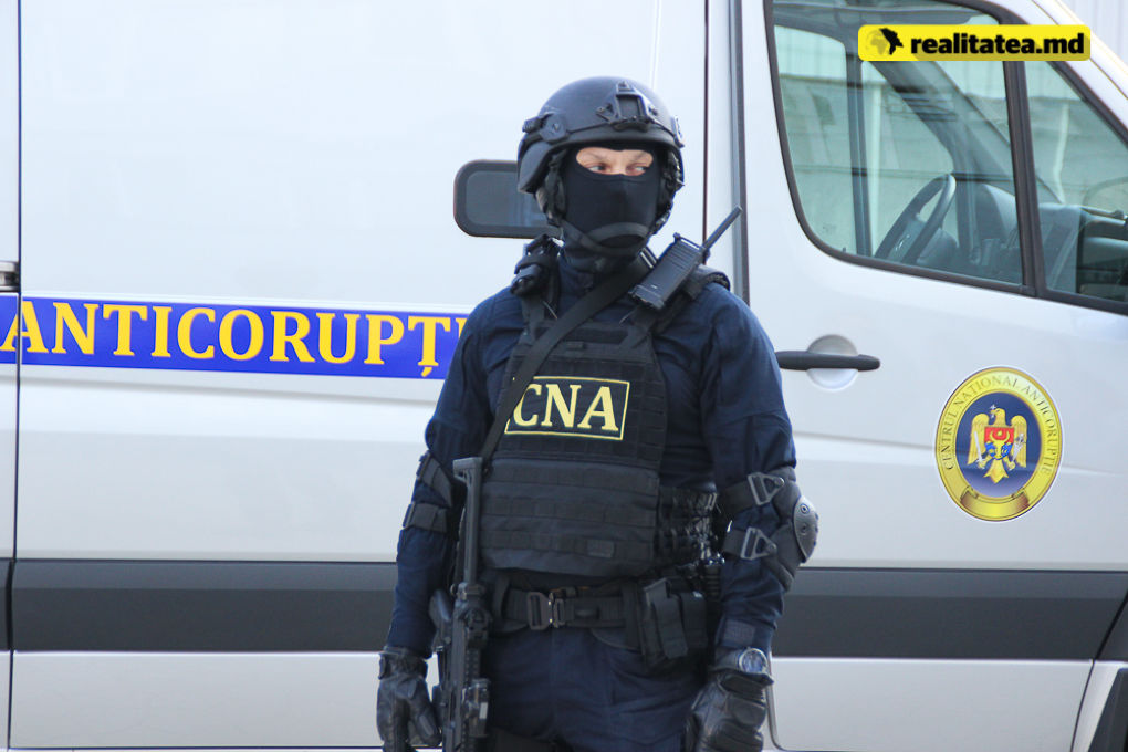 Врачи получали от пациентов суммы от нескольких сотен евро до десятков тысяч леев. Фото: realitatea.md.