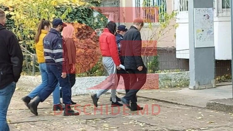 Жестоко убившие двухлетнюю девочку сожители помещены за решётку.