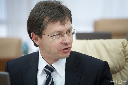 Fostul ministru al Finanțelor, Veaceslav Negruța este, în prezent, director executiv al Companiei Business Consulting Institute.