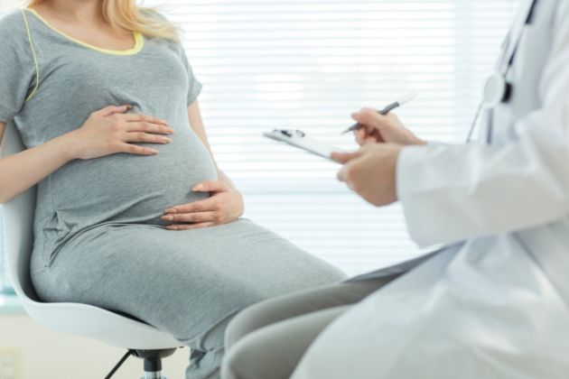 Primele cupluri care au solicitat procedura gratuită de fertilizare in vitro au început tratamentul. 