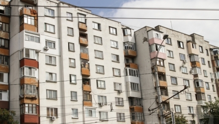 Сестра погибшего повесилась в той же квартире 30-40 лет назад.