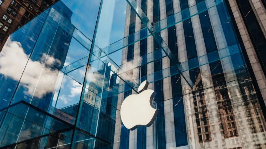 Capitalizarea de piață a companiei Apple a depășit patru trilioane de dolari.