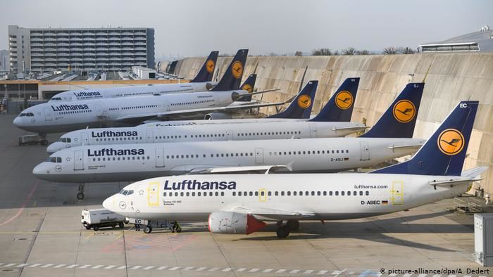 Lufthansa, несмотря на смягчение карантина в стране, продлила сокращенный режим полетов до середины мая.