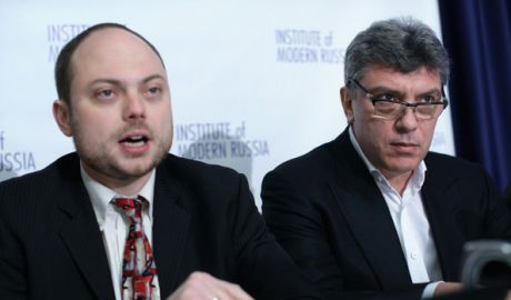 Vladimir Kara-Murza se afla în clădirea unei agenţii de ştiri controlată de stat, în momentul în care i s-a făcut rău. Foto: zimbio.com