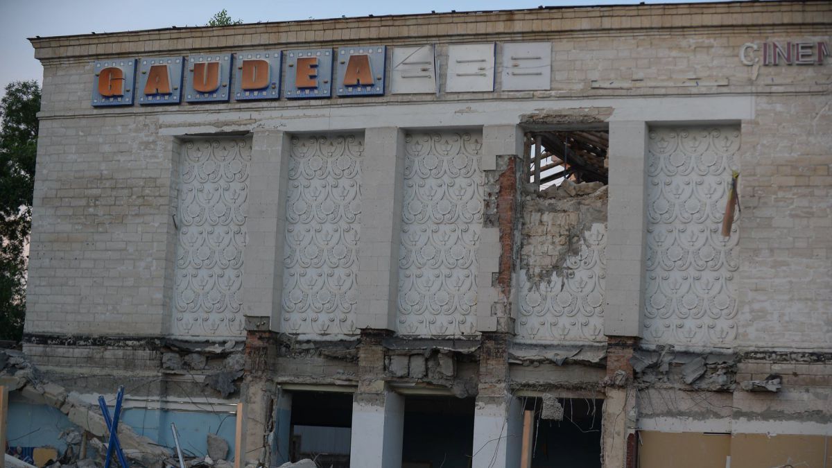 Муниципальный совет выступил против строительства жилого дома на месте «Гаудеамуса». Фото: agora.md.