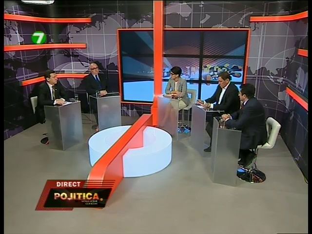 Emisiunea ”Politica” de ieri, s-a transformat într-un adevărat bâlci. Şi asta pentru că, aleşii locali din Chişinău s-au certat între ei, exact aşa cum o fac practic la toate şedinţele Consiliului Municipal.