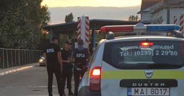 За контрабанду сигарет в Кагуле задержаны два инспектора таможни.