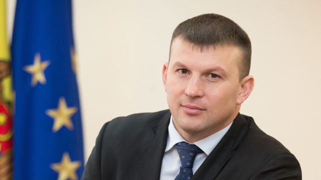 Бывший глава Государственной службы охраны подозревается в незаконном обогащении.