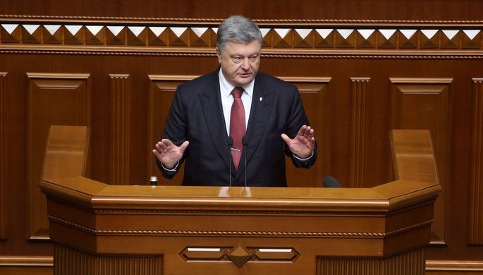 Порошенко рассказал о символическом подарке на день рождения.