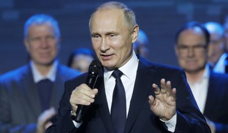Putin cere dovezi concrete privind ingerinţa în alegerile din SUA.