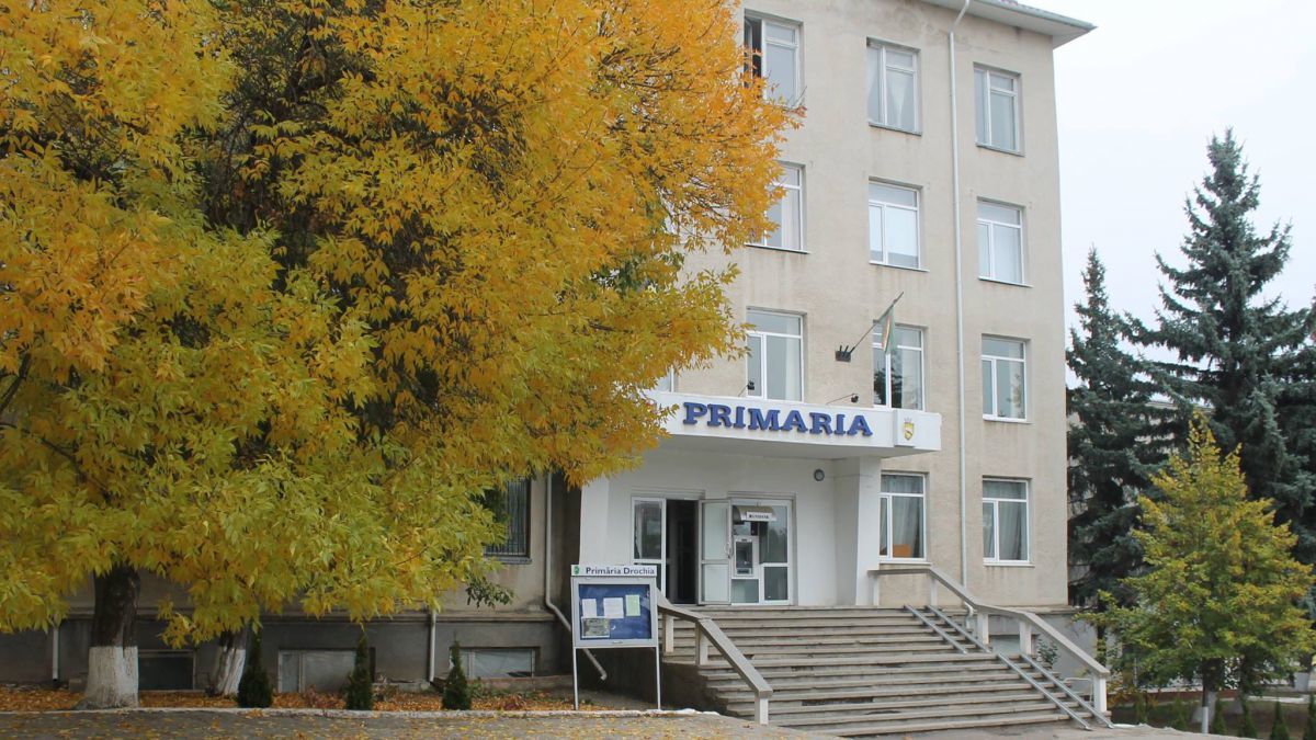 Более 90 процентов мэрий не обладают достаточным человеческим потенциалом для решения поставленных задач.