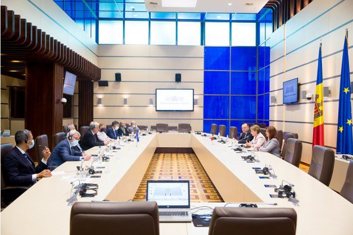 Гречаный провела встречу с членами предвыборной миссии ПАСЕ.