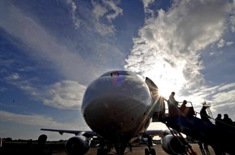 В Ростове-на-Дону экстренно сел Airbus A320 из-за отказа двигателя.