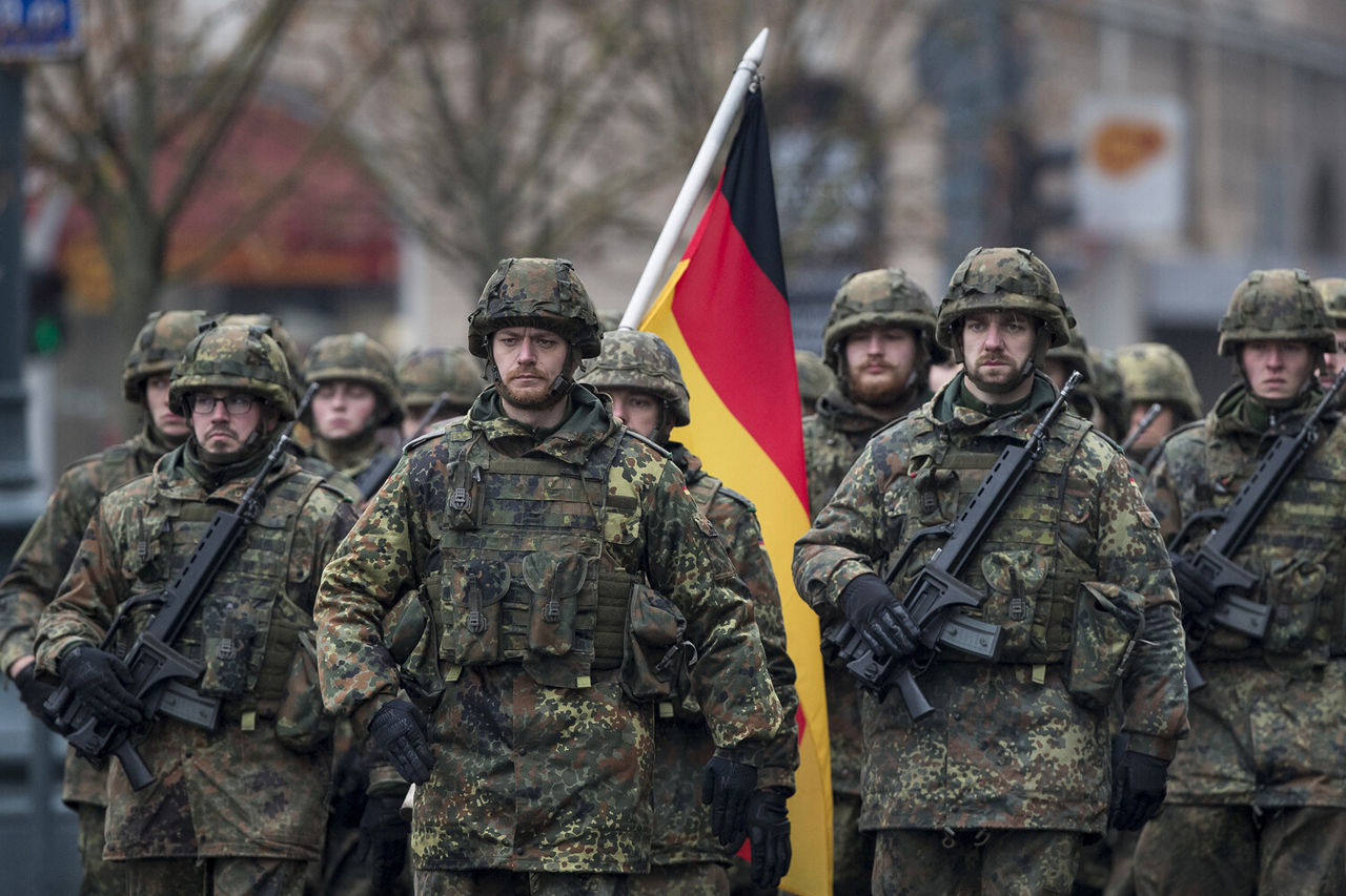 В Германии предлагают развернуть войска в Гренландии.