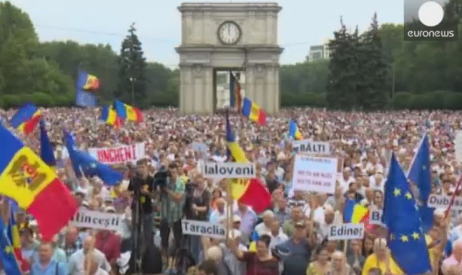 "Сегодня даже возвращение украденного миллиарда евро не сможет удовлетворить граждан."