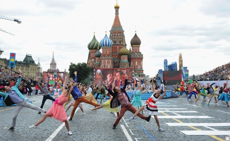 A debutat festivalul dedicat aniversării celor 870 de ani de la întemeierea Moscovei.