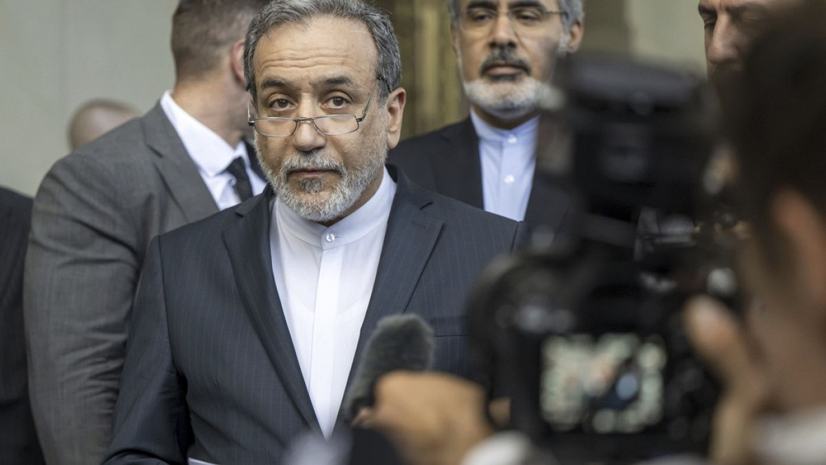 Araqchi: Iranul va reveni la diplomație atunci când agresiunea israeliană va înceta.