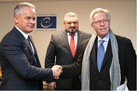 Vizita lui Plahotniuc. Diferenţa dintre comunicatele europene şi PDM. Foto: moldova24.info