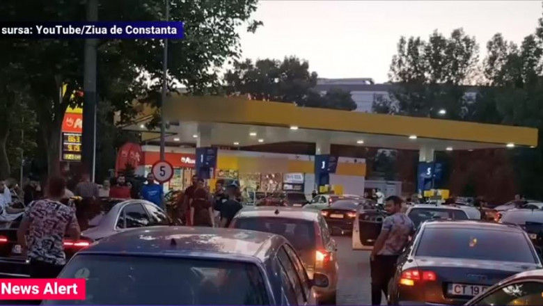В Румынии водители продолжают блокировать АЗС, протестуя против роста цен.