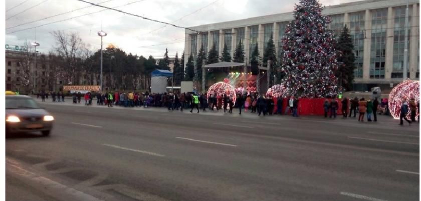 Un bărbat s-a stropit cu benzină și a vrut să-și dea foc în PMAN. 