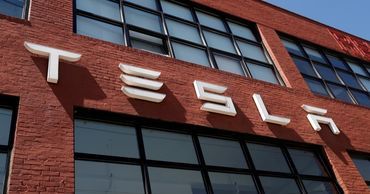 Tesla отказалась представлять новые модели электромобилей в 2022 году.