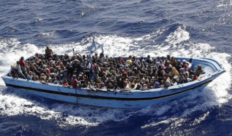 Aproape 450 de imigranţi, salvaţi în două operaţiuni în largul coastelor Libiei. 