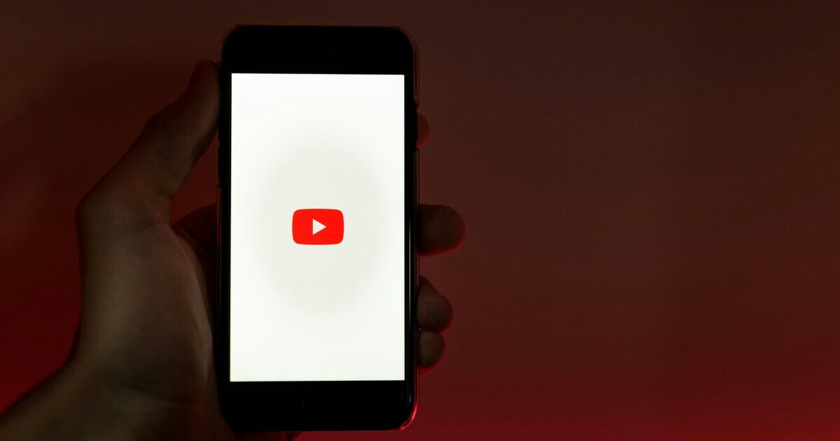YouTube ascunde butonul de ignorare a reclamelor pe smartphone-uri și PC-uri.