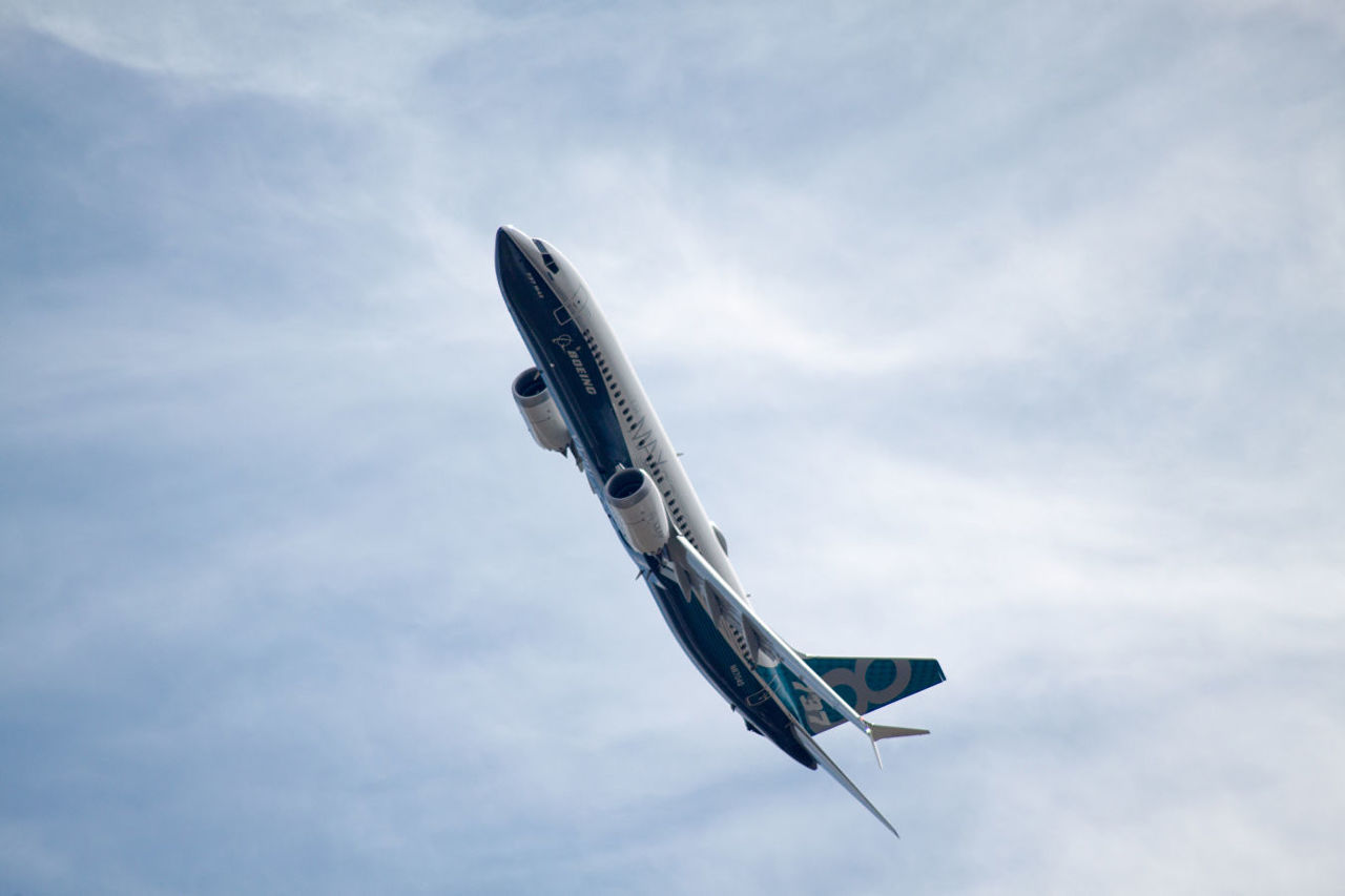 Авиационные власти США все еще считают Boeing 737 Max пригодным для полетов.