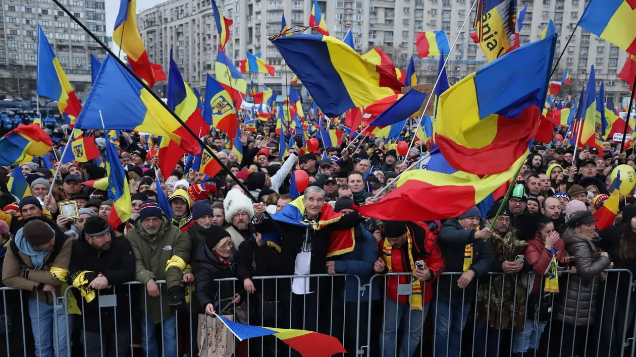 В Бухаресте проходит антиправительственный митинг.