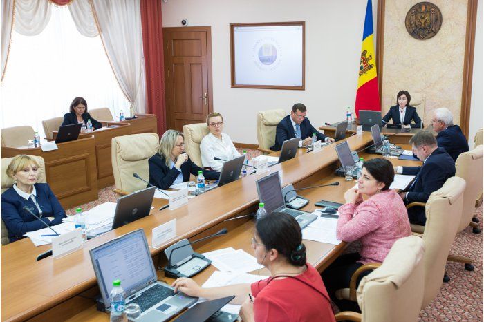 Кабмин утвердил представителей в парламенте и Конституционном суде.