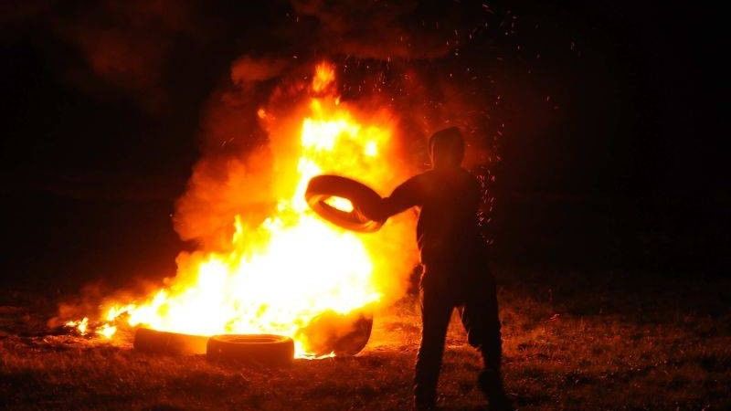 Pompierii au lucrat în regim sporit în Noaptea Învierii. Foto: ziarelive.com 
