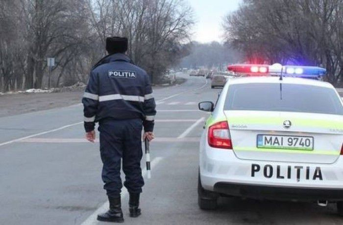 Circulația rutieră va fi restricționată astăzi pe mai multe străzi din capitală, în legătură cu organizarea protestelor împotriva guvernării. Foto: poza simbol