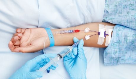 O tânără de 24 de ani, diagnosticată cu meningită, a murit la spitalul din Ocniţa.