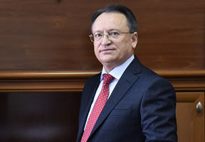 Глава НКФР получил в 2020 году зарплату в размере 1,6 млн леев.