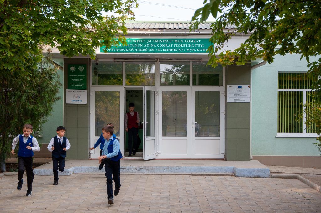Ученики в Гагаузии с 19 апреля возвращаются в школы.