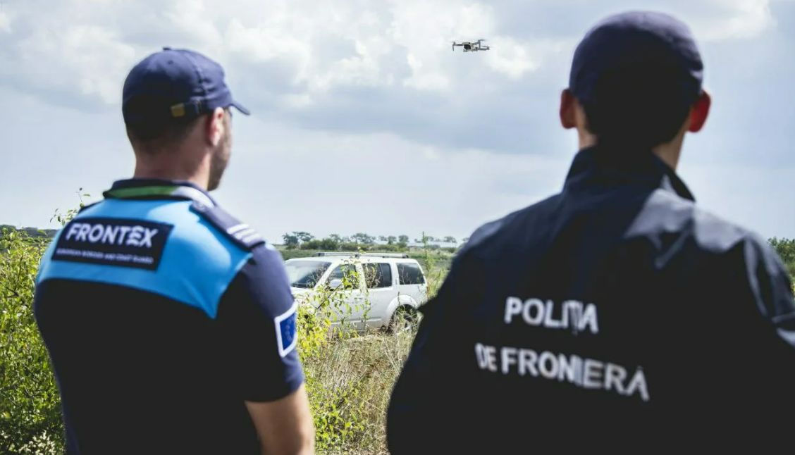 При содействии Frontex задержан иностранец, пытавшийся изнасиловать девочку.