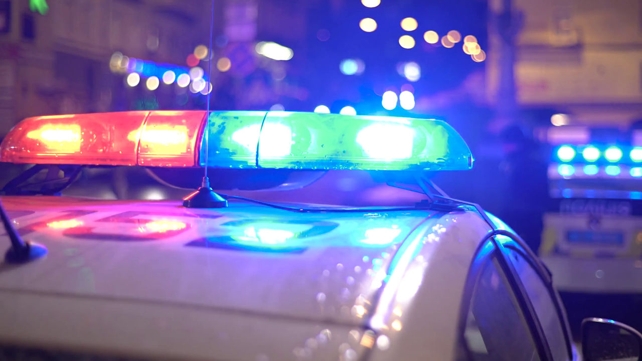 Și-a omorât mama cu cuțitul: Un bărbat din Ceadâr-Lunga, reținut de polițiști.