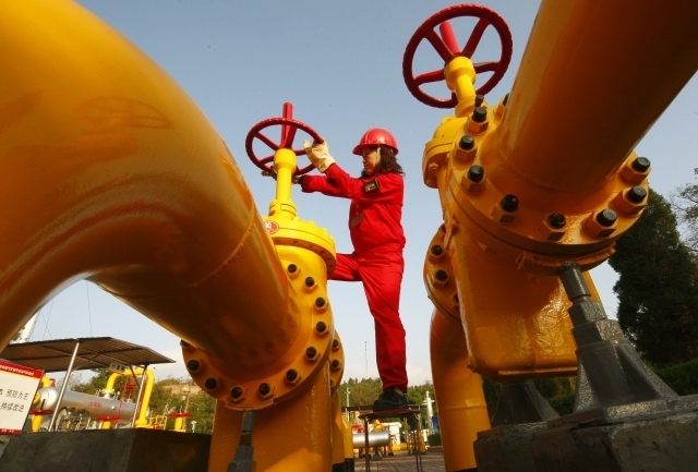 Dosarul energetic afecteaza relatiile dintre Moscova si Bruxelles, care a obligat Bulgaria sa intrerupa lucrarile de constructie la gazoductul South Stream.
