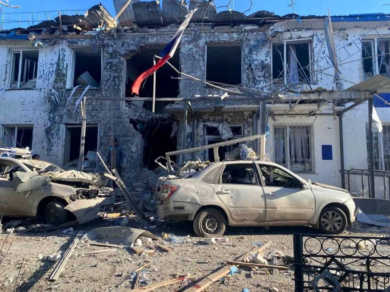 ВСУ: Нанесен удар по поселку в Херсонской области, погибли чиновники РФ.