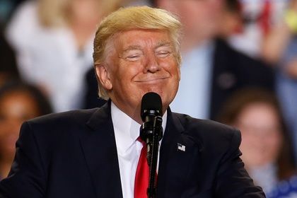 Gestul lui Trump a stârnit reacții aprinse la Washington. 