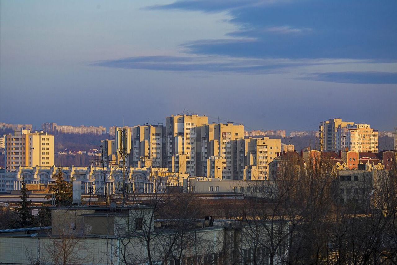 Piața imobiliară, în stagnare: Numărul tranzacțiilor a scăzut cu 65%.
